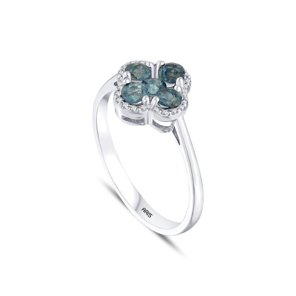 London Blue Topaz Pırlanta Yüzük