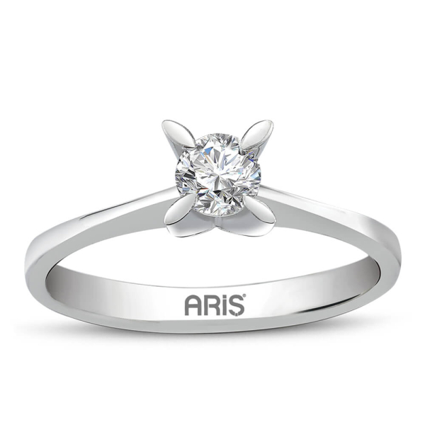 0.50 Karat Pırlanta Tektaş Yüzük Hamburg